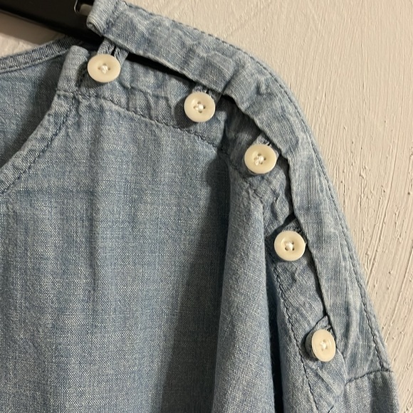 Madewell chambray top - Picture 3 of 5